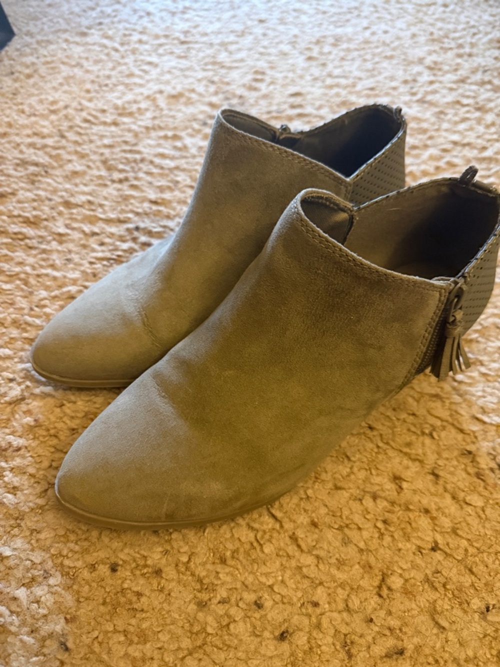 Old Navy Women’s Olive Green Suede Ankle Booties